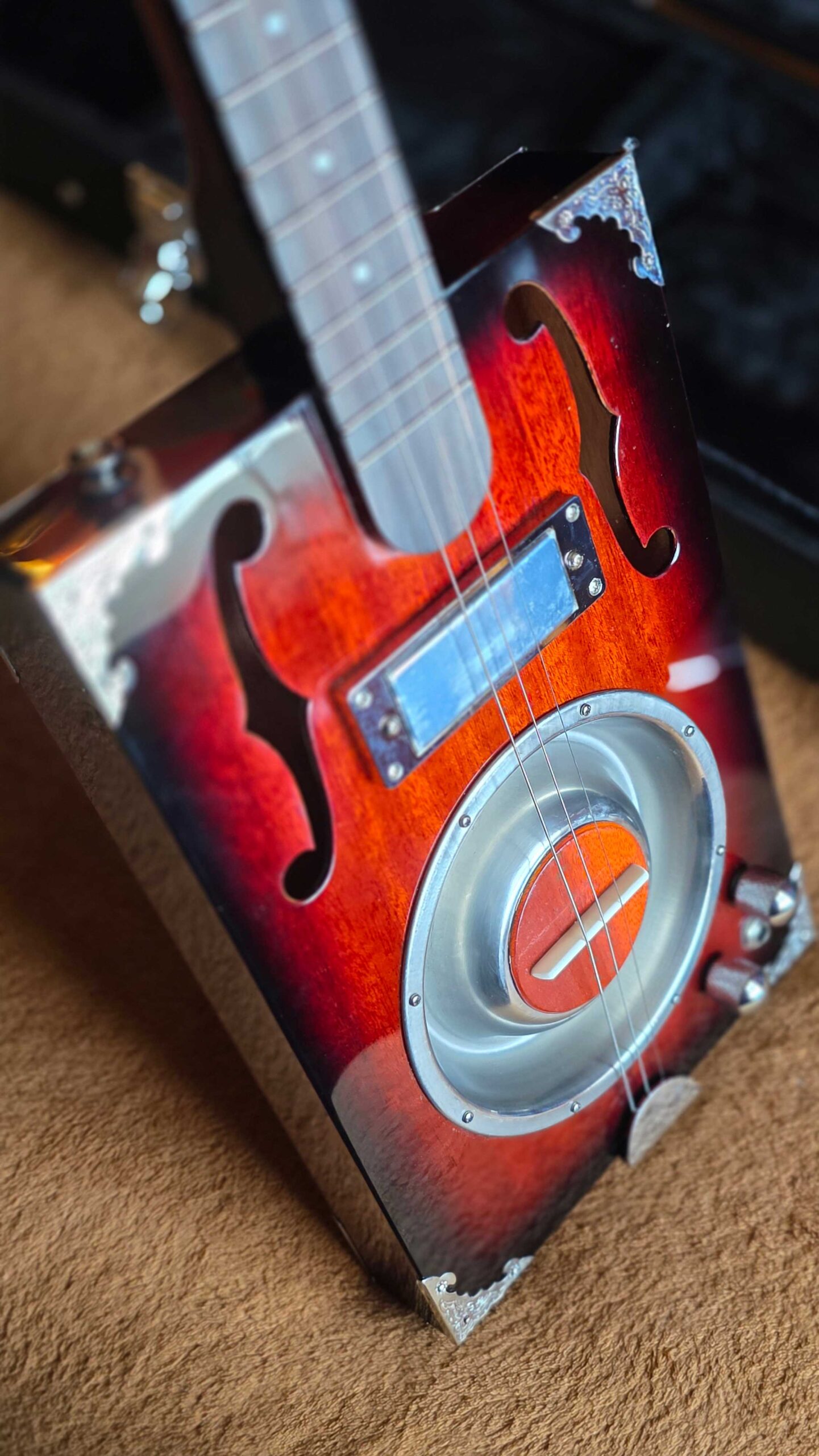 "Desperado" Pro Cigar Box Guitar & Hardshell Case - Image 7